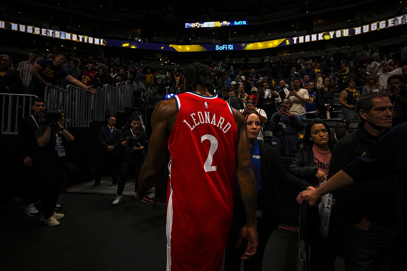 名记:若快船没被没收首轮&小卡合同没有作废 其他队可能有样学样